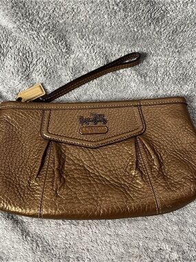 COACH Metallic Brown Leather Wristlet Clutch Y2K excellent